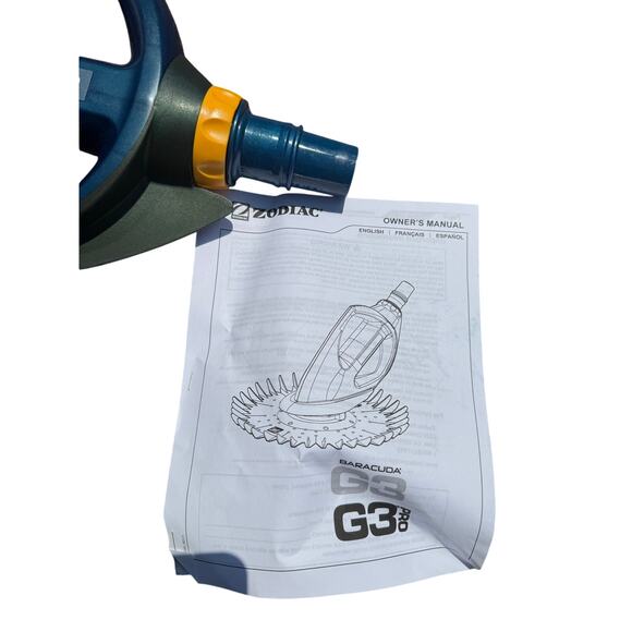 Zodiac Baracuda G3 suction-side automatic pool cleaner. It is designed to clean - Picture 7 of 8